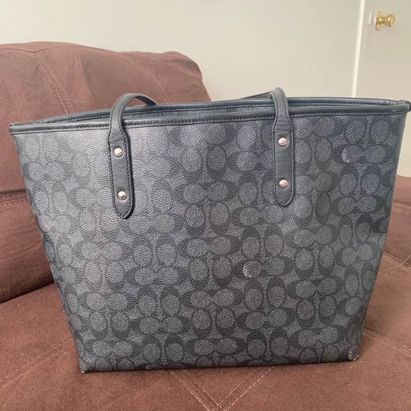 Coach Black Signature Zip Tote Bag - Picture 3 of 7